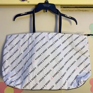 Victoria’s secret tote bag